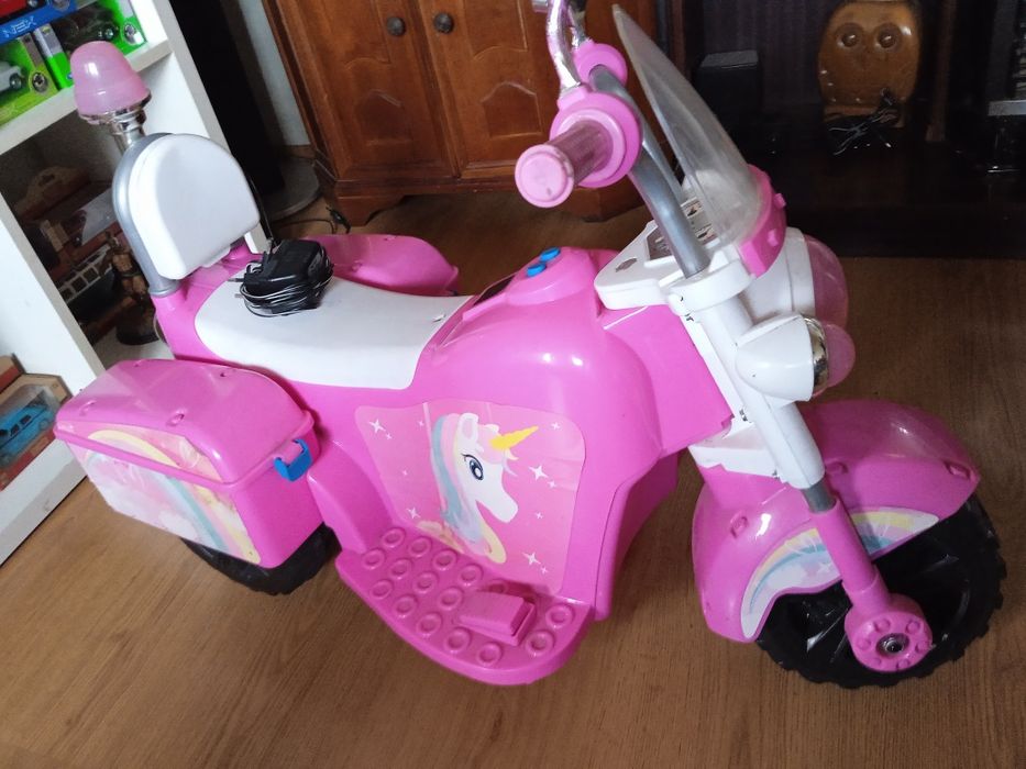 Motorek na akumulator