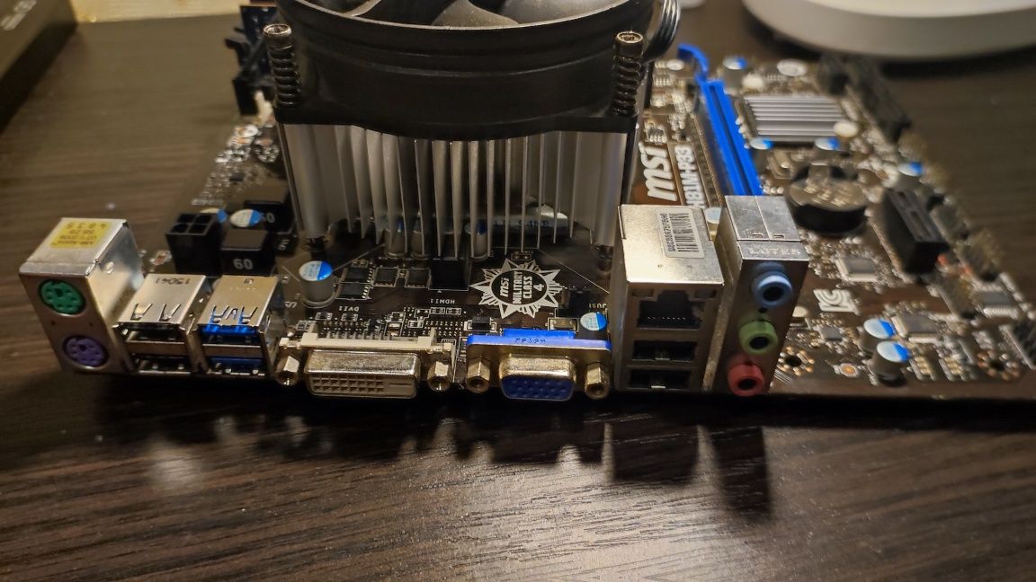 Набір: материнська плата MSI H81M-P33+Xeon E3-1220v3+8Gb DDR3