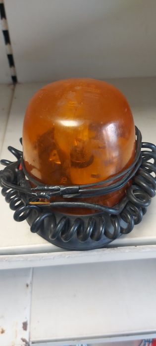 Cobo lampa sygnalizacyjna ostrzegawcza magnes