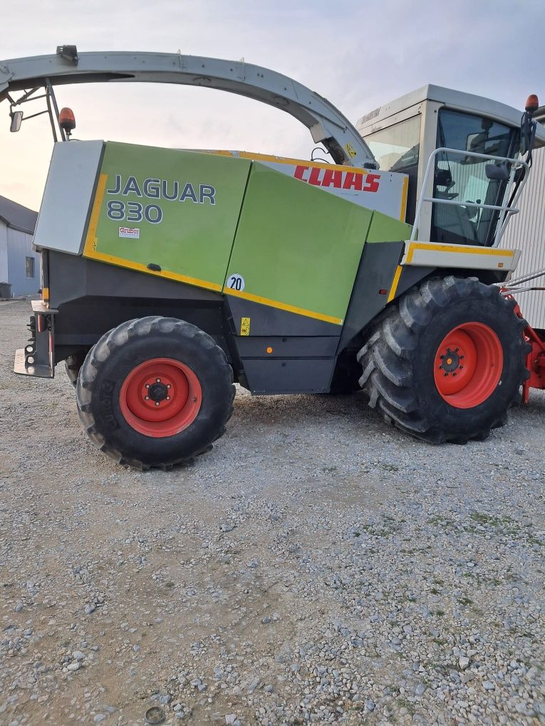 Sieczkarnia Claas Jaguar 830