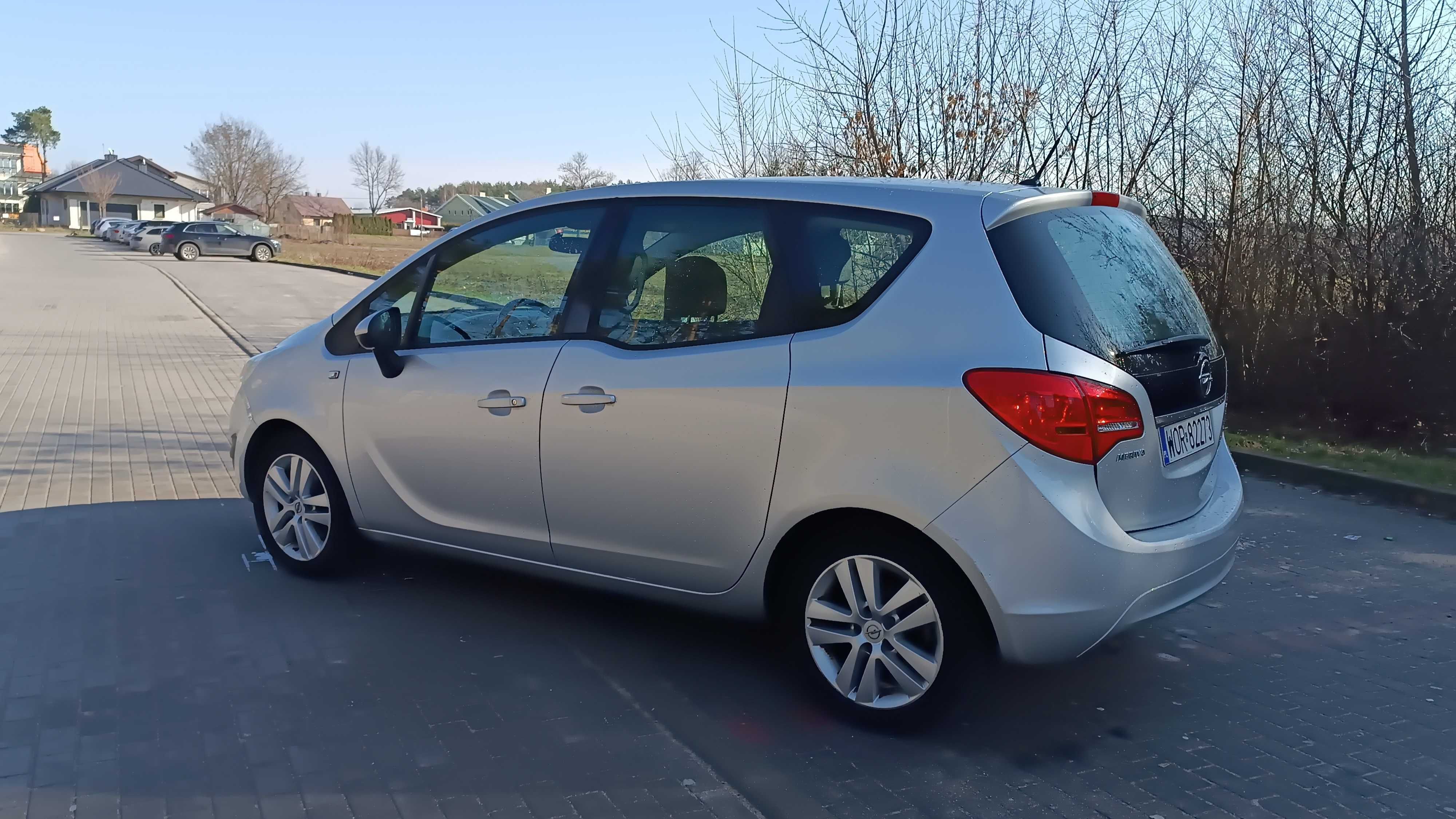 Opel Meriva, Zarejestrowana, 1.4 benzyna, niski przebieg, zadbana