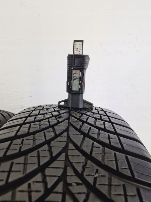 Opony Goodyear Vector 4Seasons 205/55r16 94V