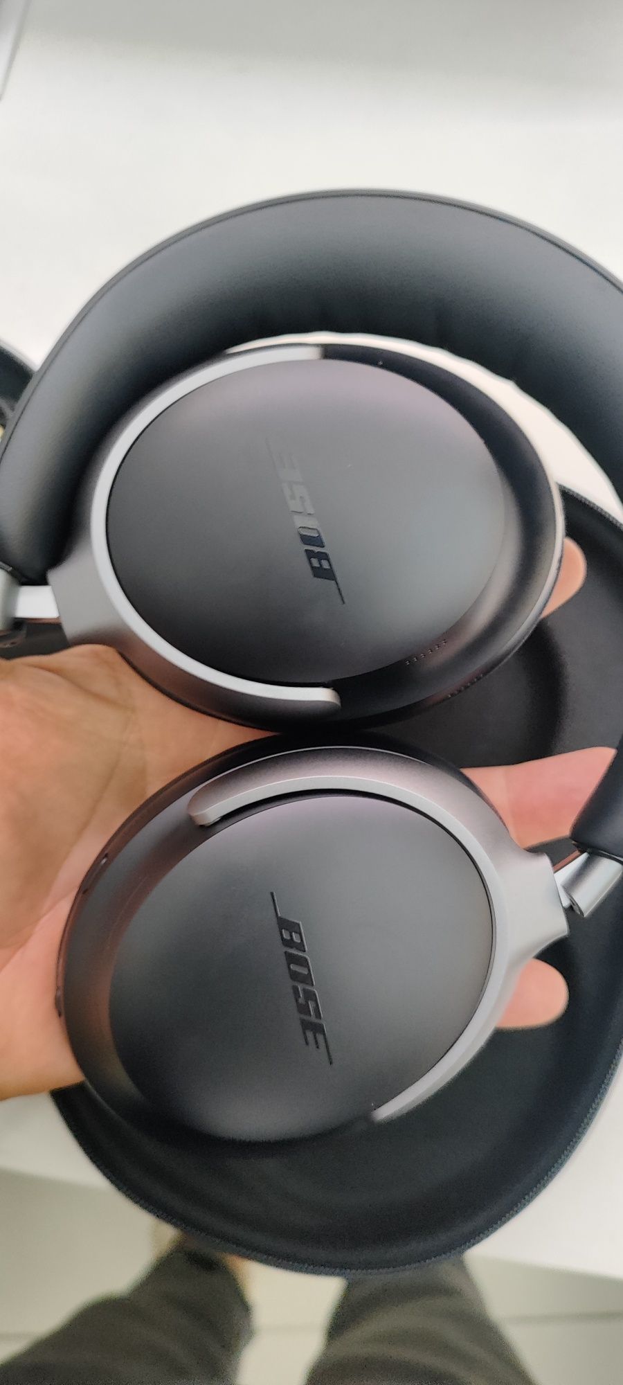 Como novos Bose QuietComfort Ultra Headphones.