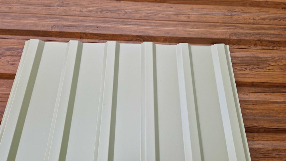 Blacha trapezowa T-18N 0,50mm połysk jasno zielony -OD RĘKI-->1 gat.