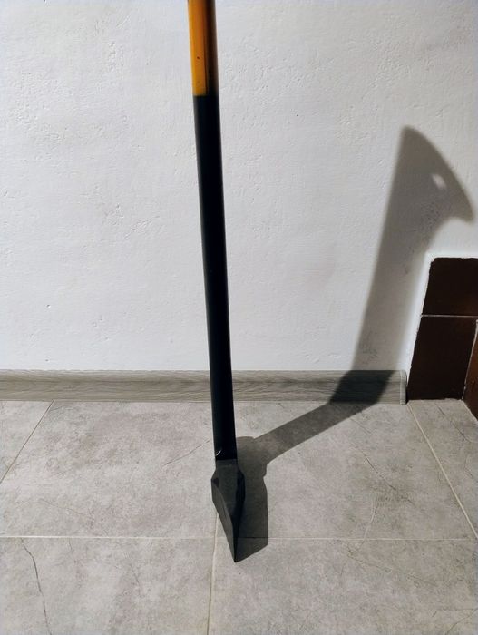 Siekiera firmy Fiskars