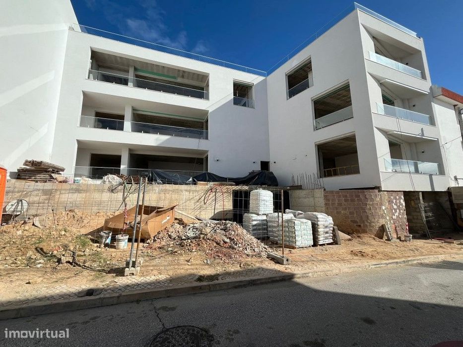 Edifício Habitacional de Luxo na Praia da Luz - Uma Oportunidade Ex...