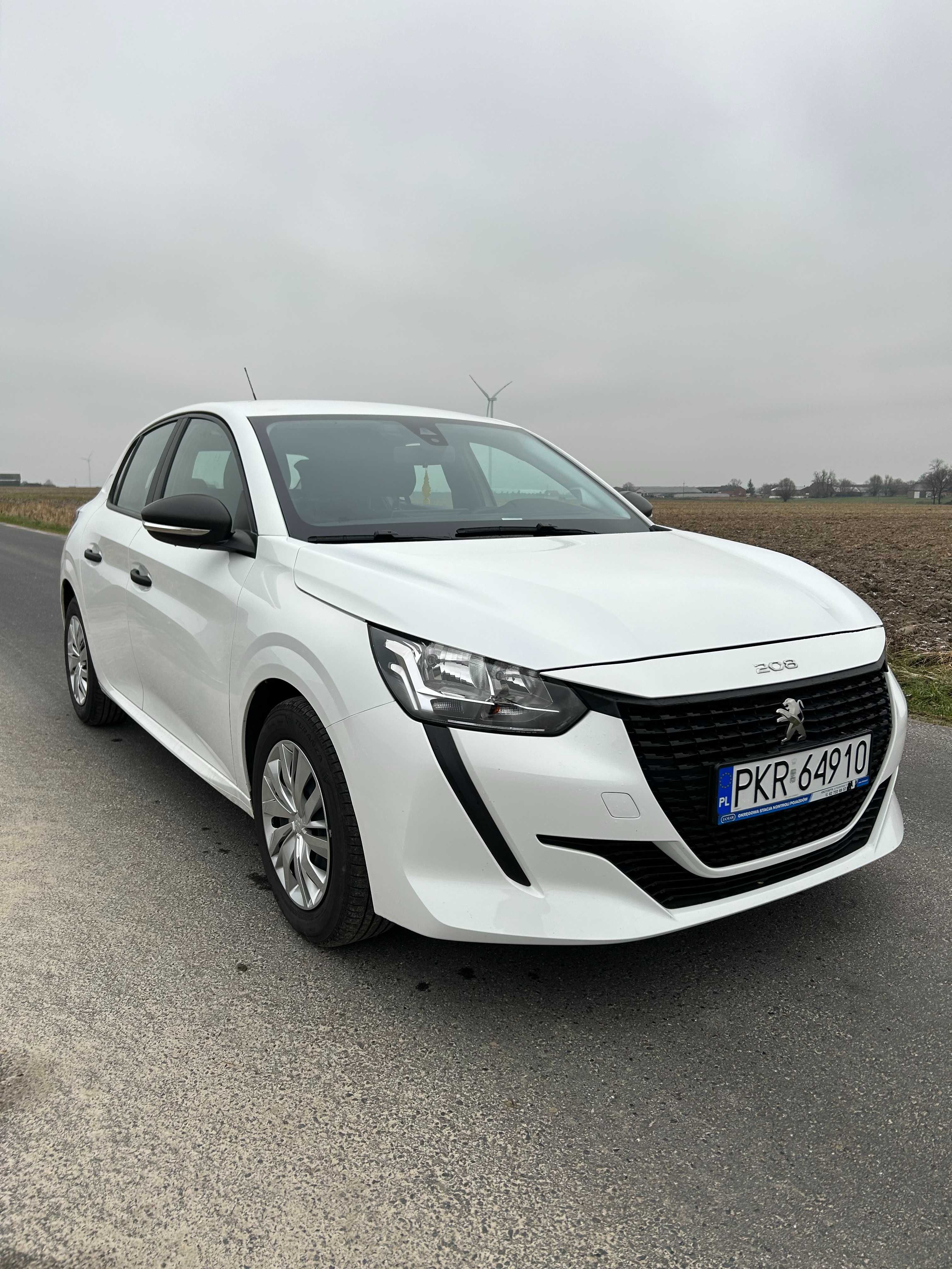 Peugeot 208  1,2 Benzyna