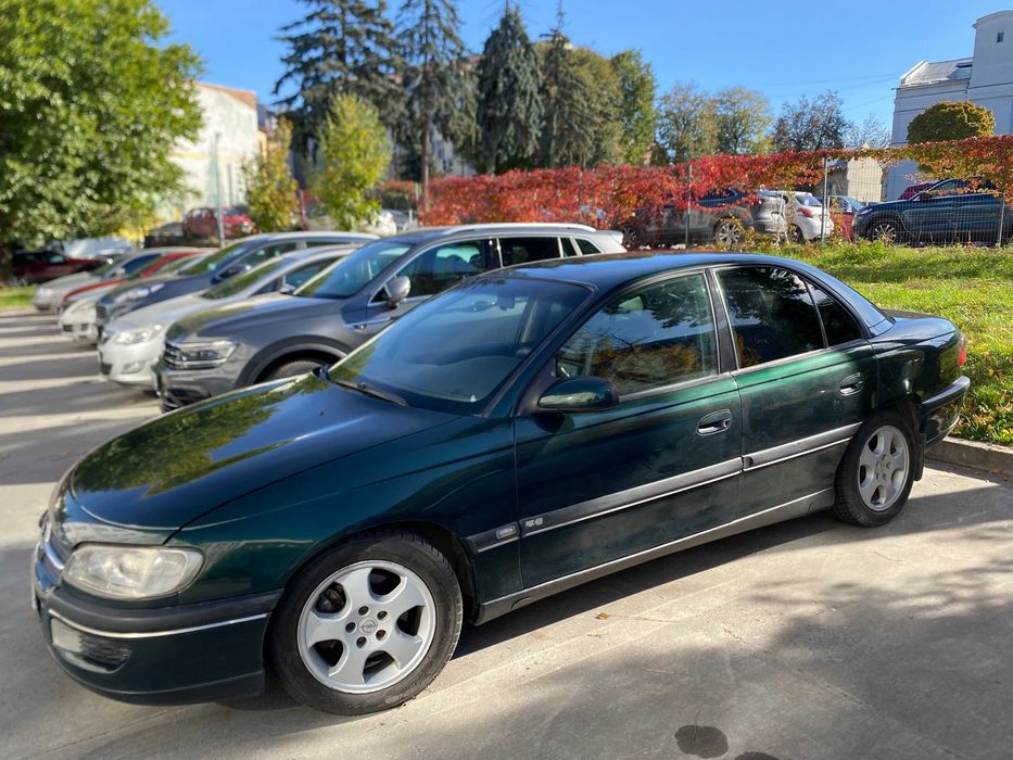 Авто Opel Omega 2.5D, автомат, зимова резина, клімат та шкіра салон
