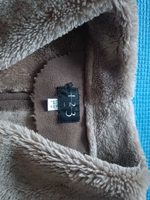 Легке пальто-дублянка