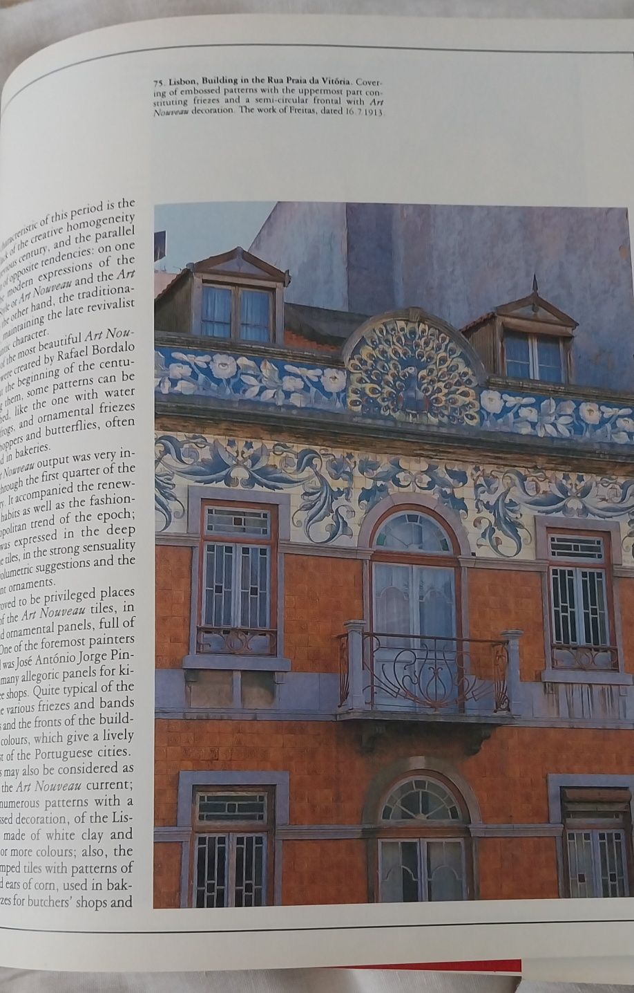 Livro " The Art of Azulejo in Portugal"