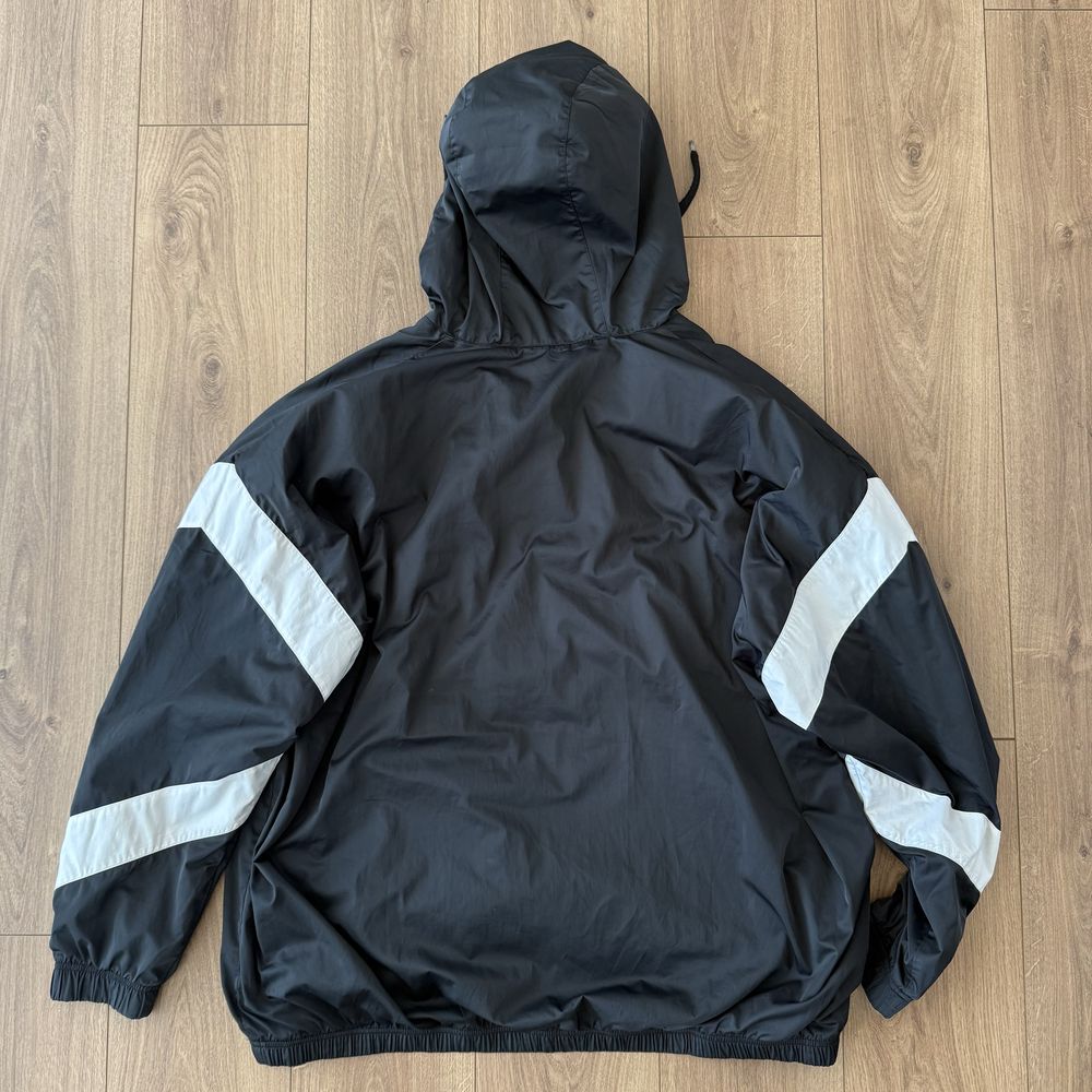 Hoodie / Corta Vento Nike