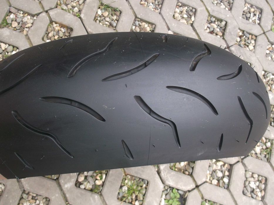 opona 190/50ZR17 Bridgestone Battlax BT016R Hypersport dot4616 5,4mm