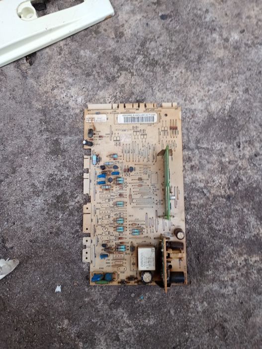 Запчасти холодильника ходпоин аристон