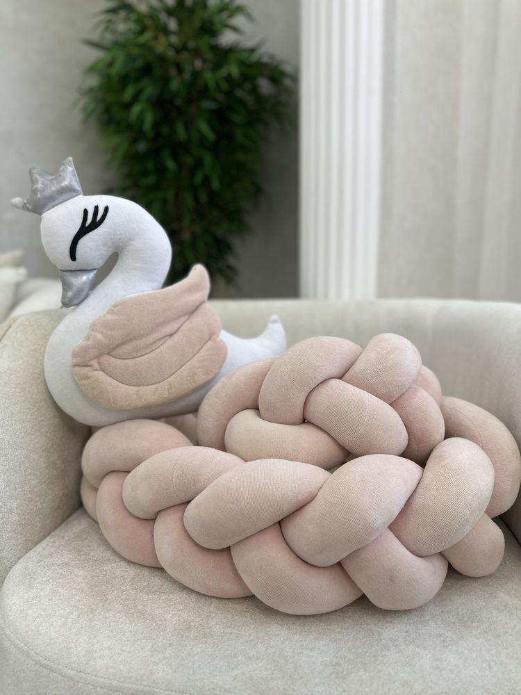 Косичка у кроватку