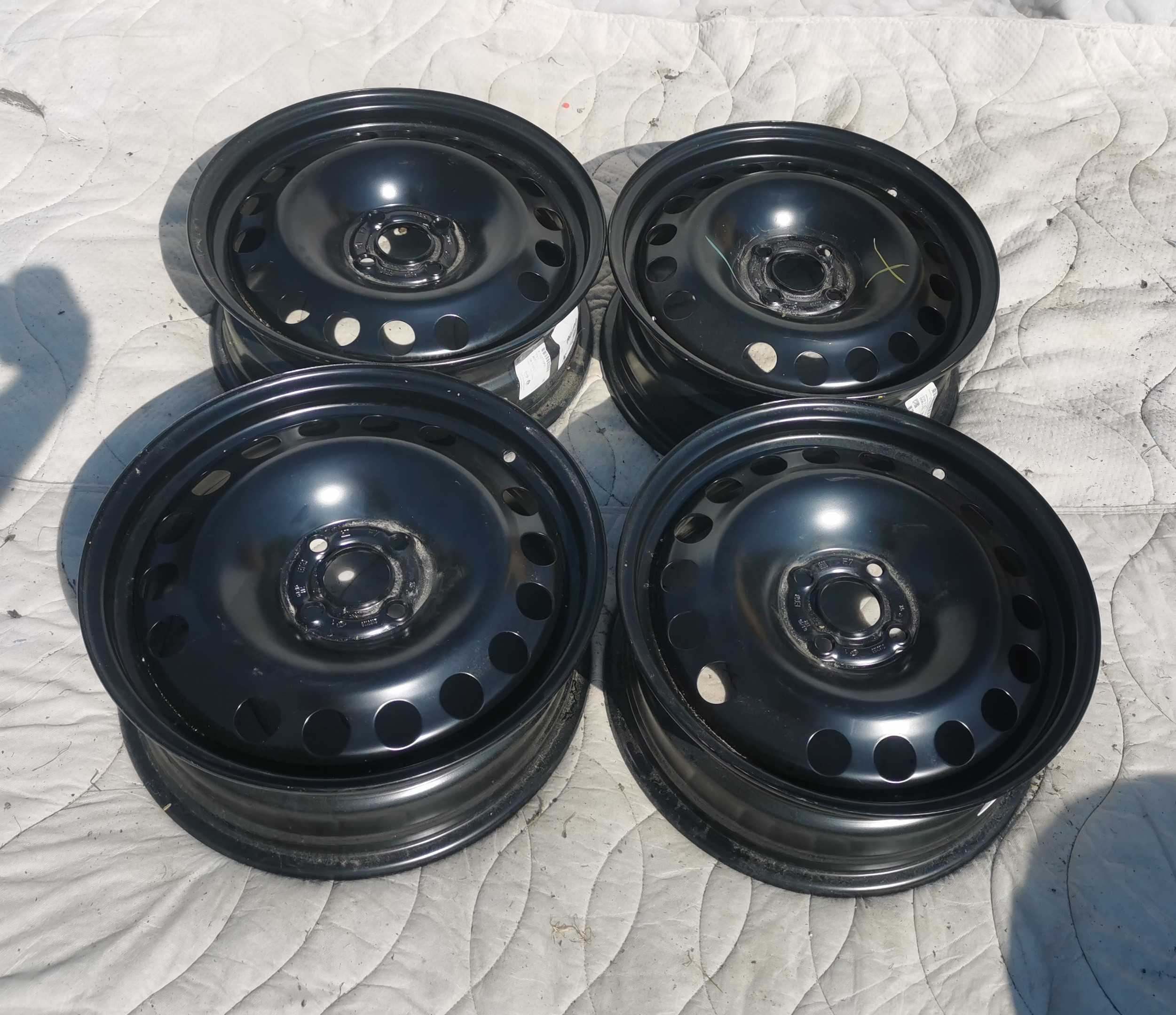 4x felgi stalowe 6Jx16 Opel Adam Rocks Corsa D E 4x100 ET40 nowe