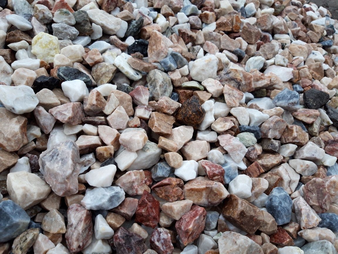 Kamień ogrodowy,Grys granitowy i bazaltowy.Kora kamienna.