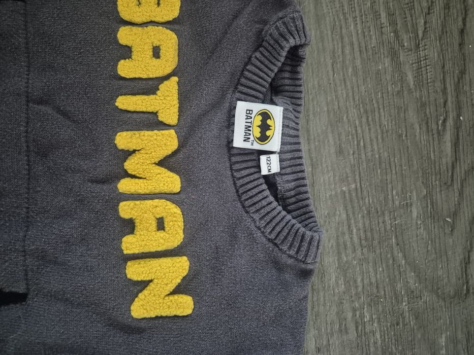 Sweter Batman rozmiar 122