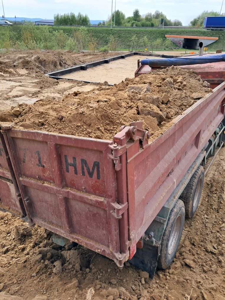Ziemia kopana oraz pod trawnik, gruz, piasek, haś