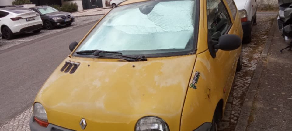 VENDO Renault Twingo 1,2 de 1996  com inspeção automóvel em dia