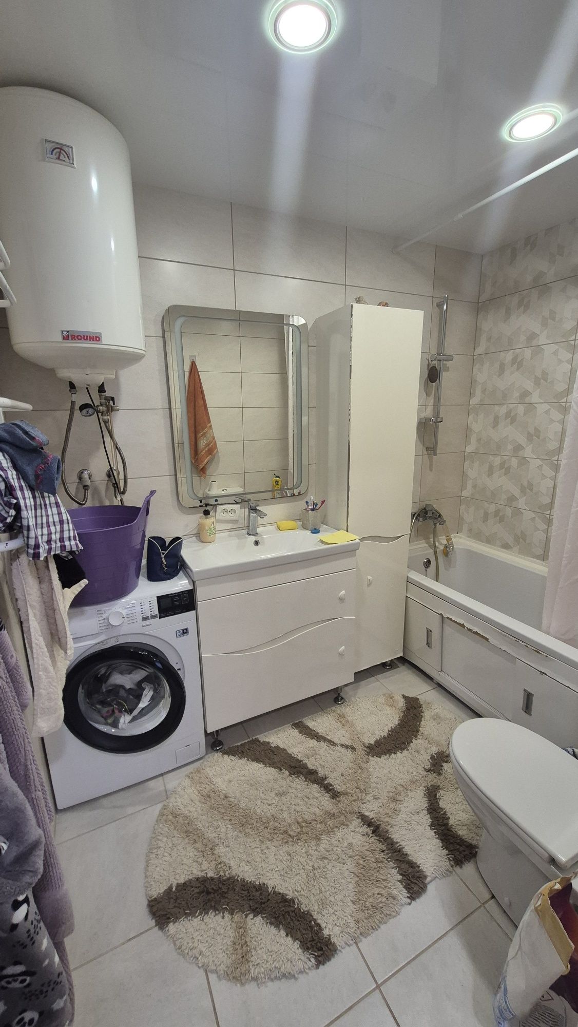 Продам квартиру з ремонтом,р-н Військове містечко