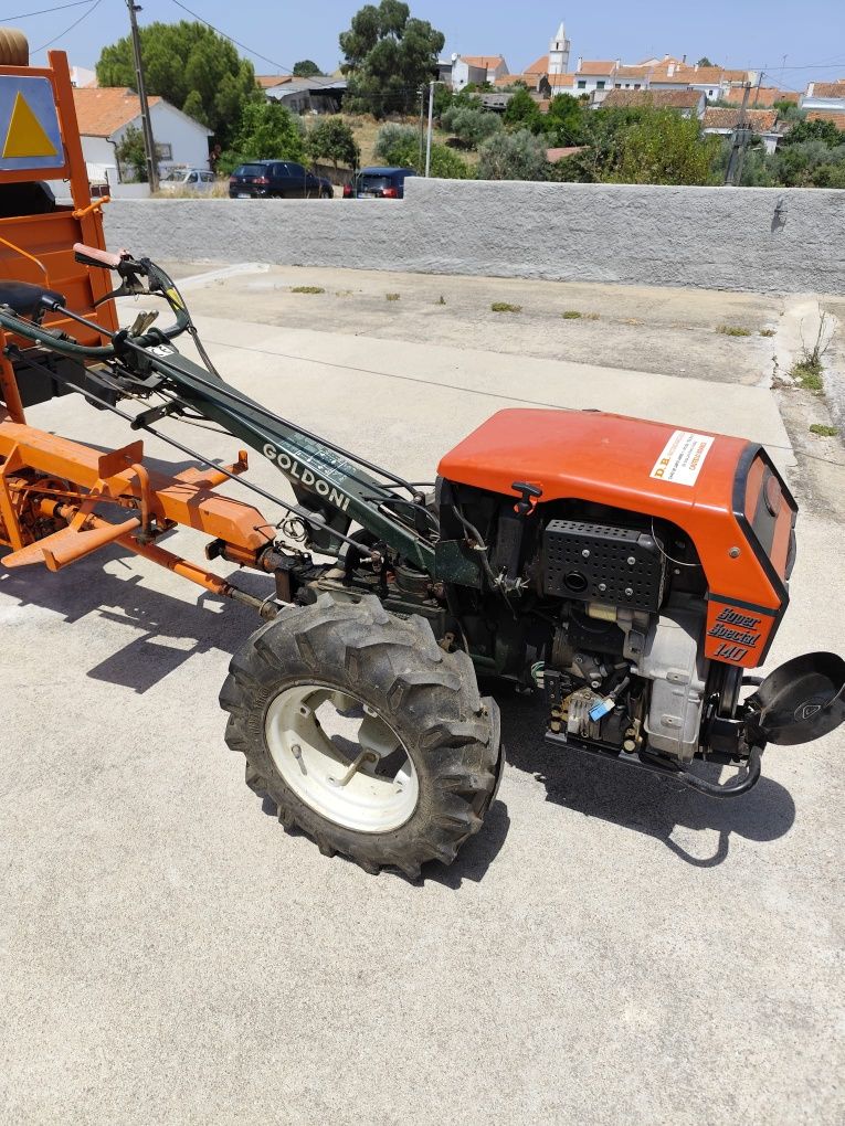 Motocultivador com atrelado Goldoni super special 140