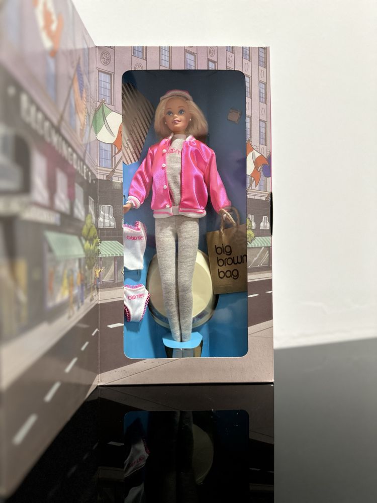 Колекційна барбі 90х лялька Barbie Bloomingdales