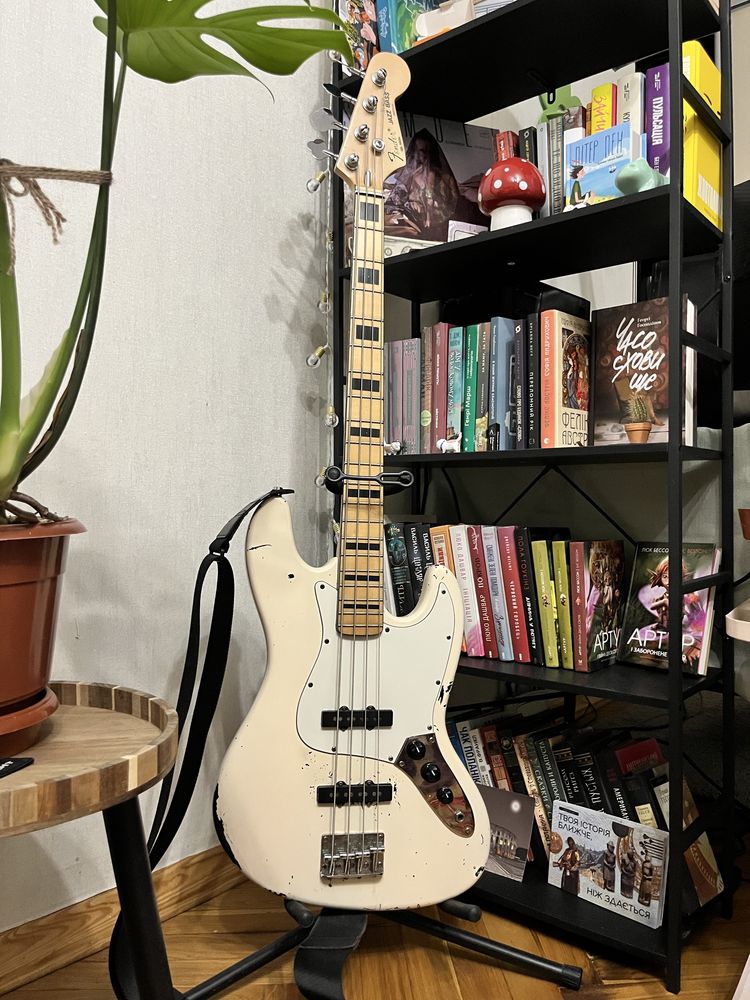 Fender jazz bass