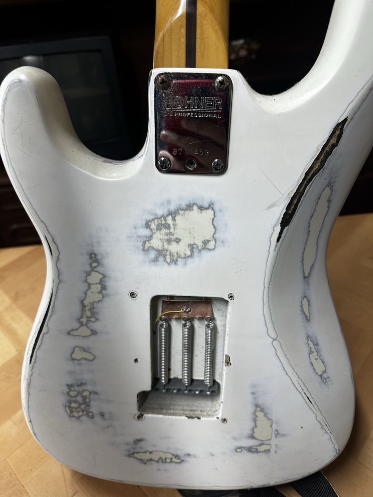 Guitarra Hohner ST Special Relic