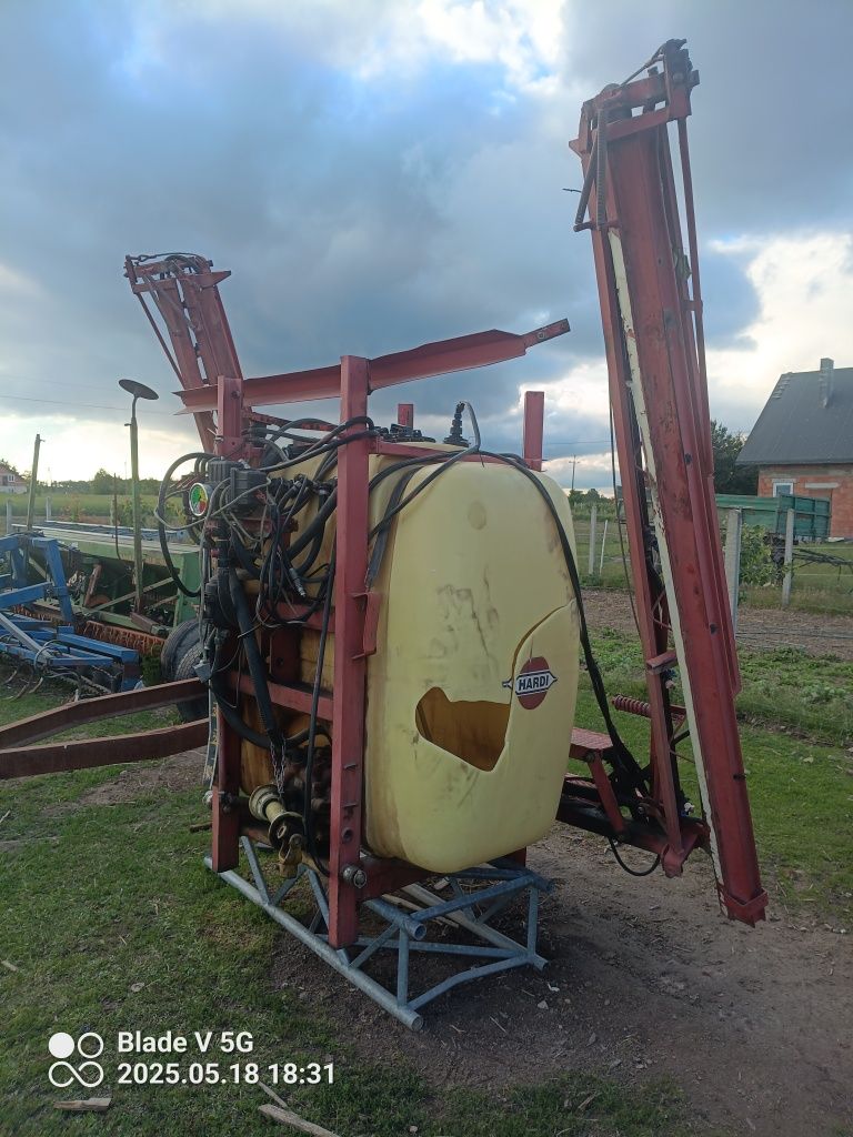 Hardi 1200 litrów 12 metrów hydraulika