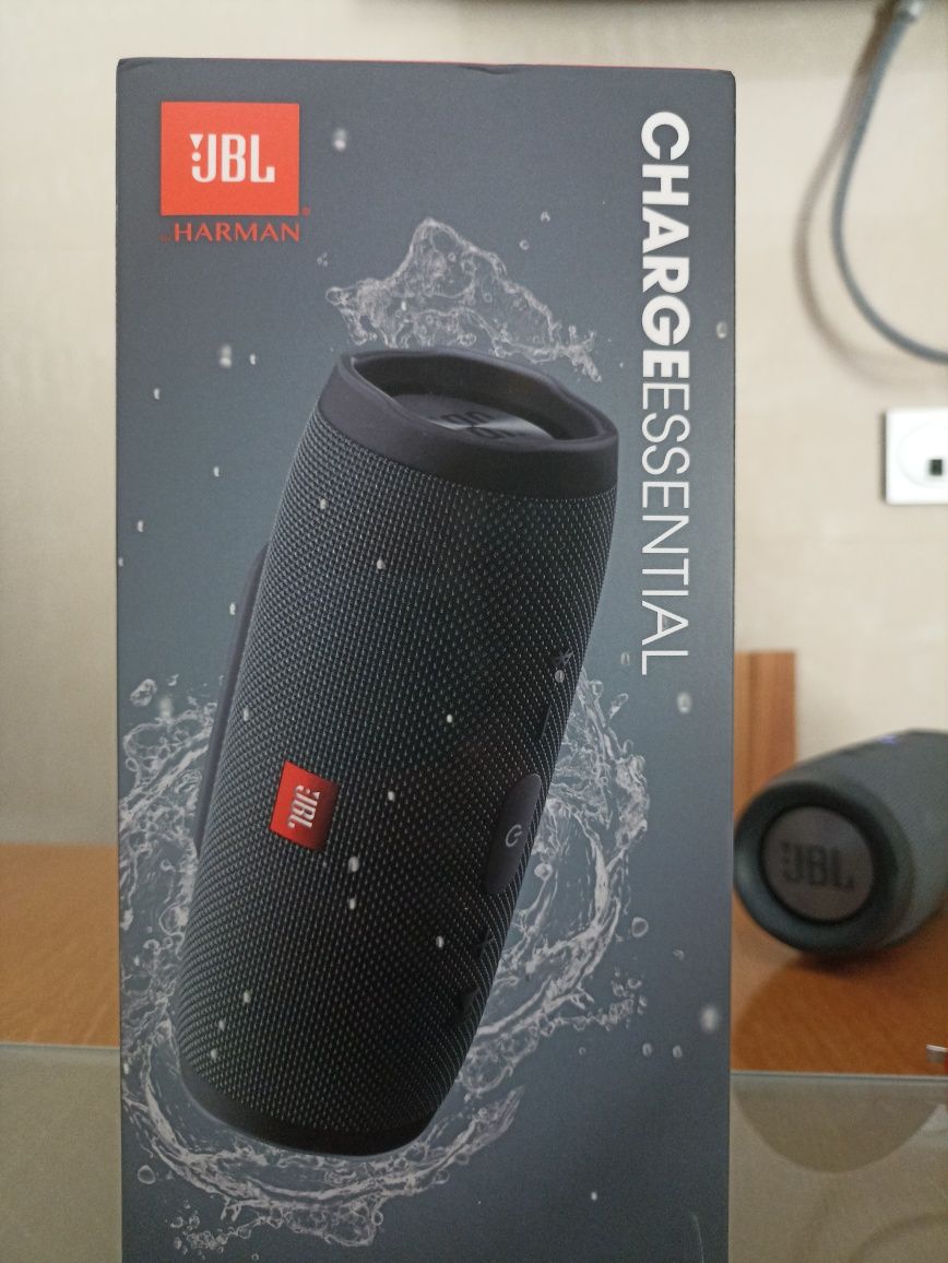 Jbl Charge Essential (20w)