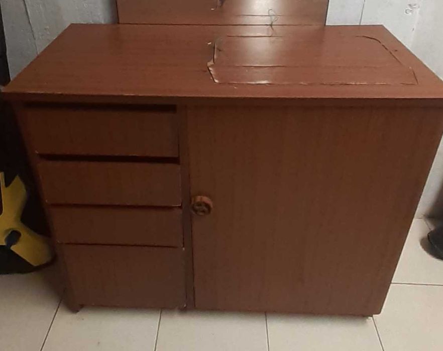 Máquina costura Singer