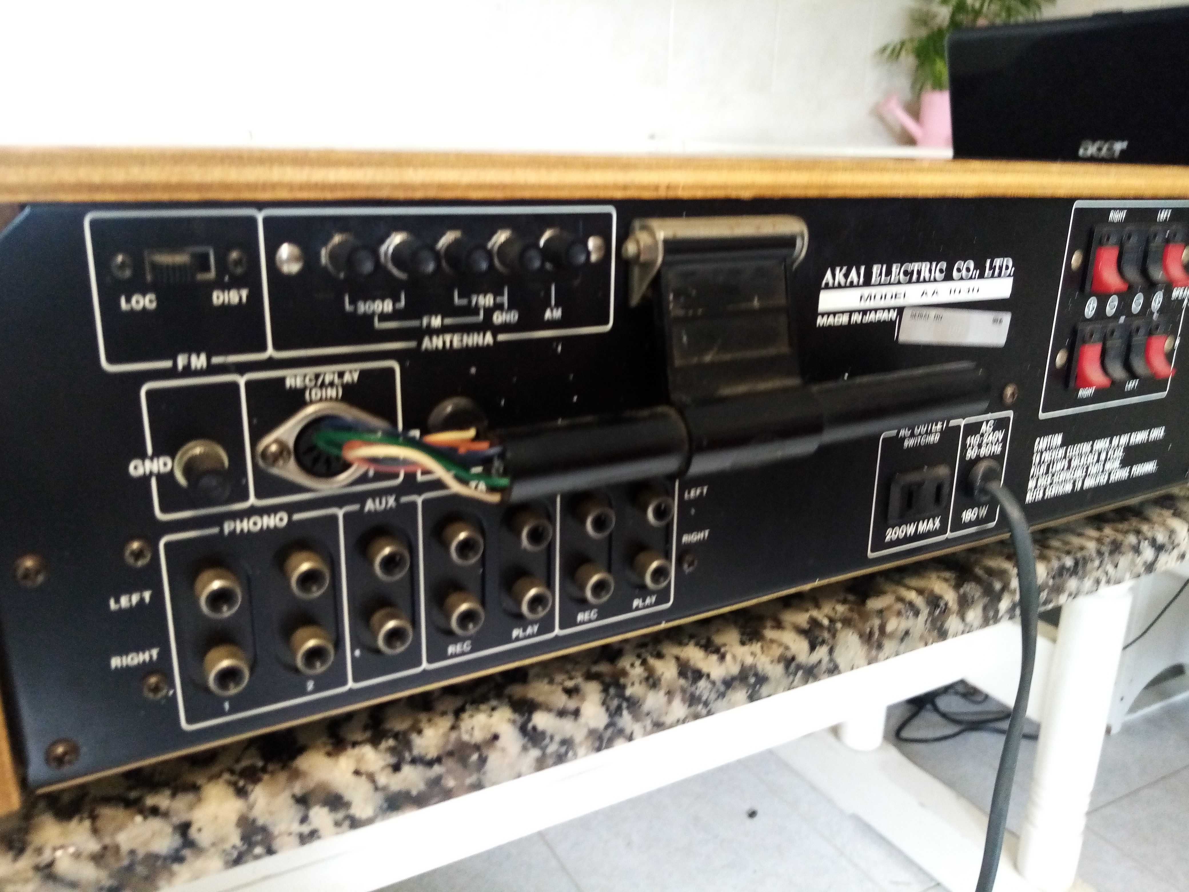 AKAI AA 1030 Amplificador Reciver Muito Bom