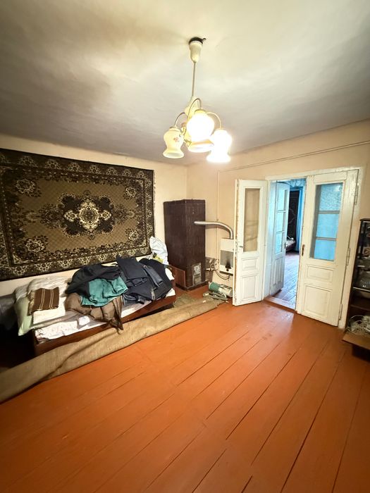 Продаж будинку + земельна ділянка в м. Снятині