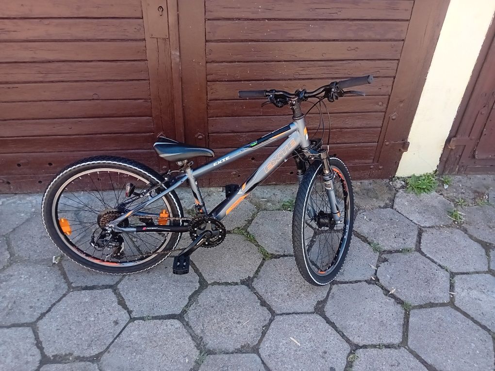 Cube 26 kola exte 24 kola.