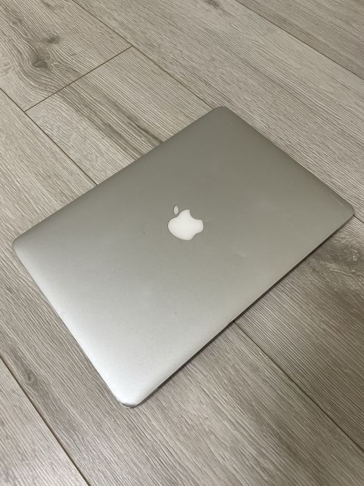 13" Macbook Air 2017 (2018) i5/8/128gb в робочому стані