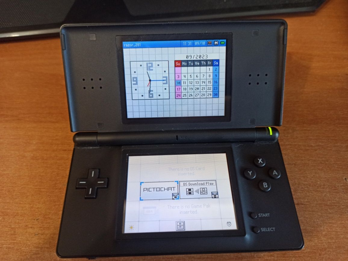 Nintendo DS Lite