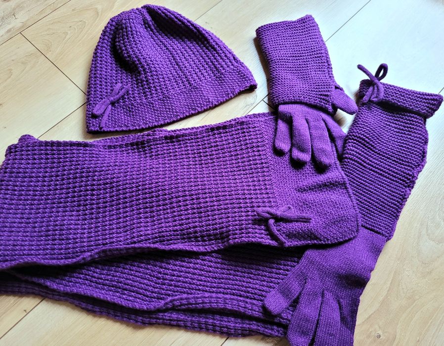 Zestaw dziewczęcy czapka szalik rękawiczki House roz S/M