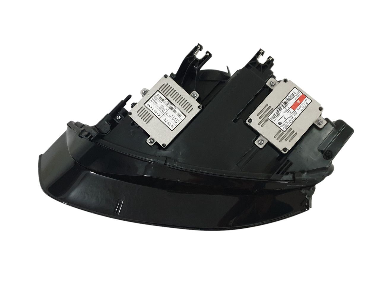 Передні фари ( Bi-Xenon ) заміна галогену на Audi A4 B8 2011-2015