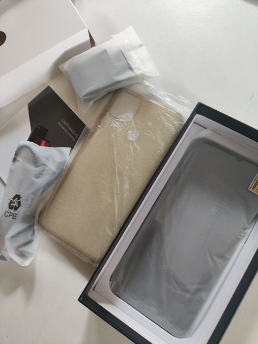 Smartphone INSYS IH9-L61 (igual a novo)