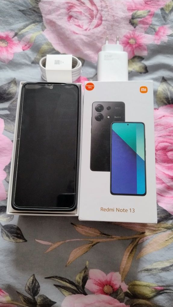 Smartfon xaomie redmi note 13