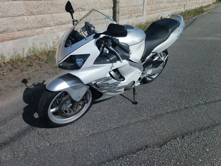 Honda CBR 600 F4i