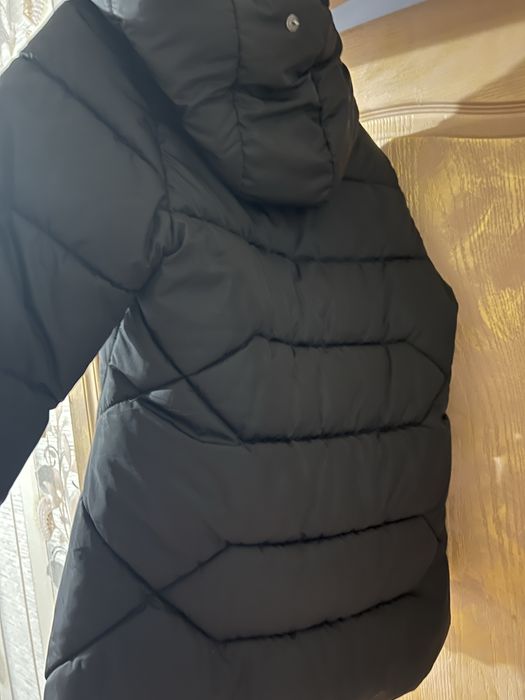 Продам женскую куртку