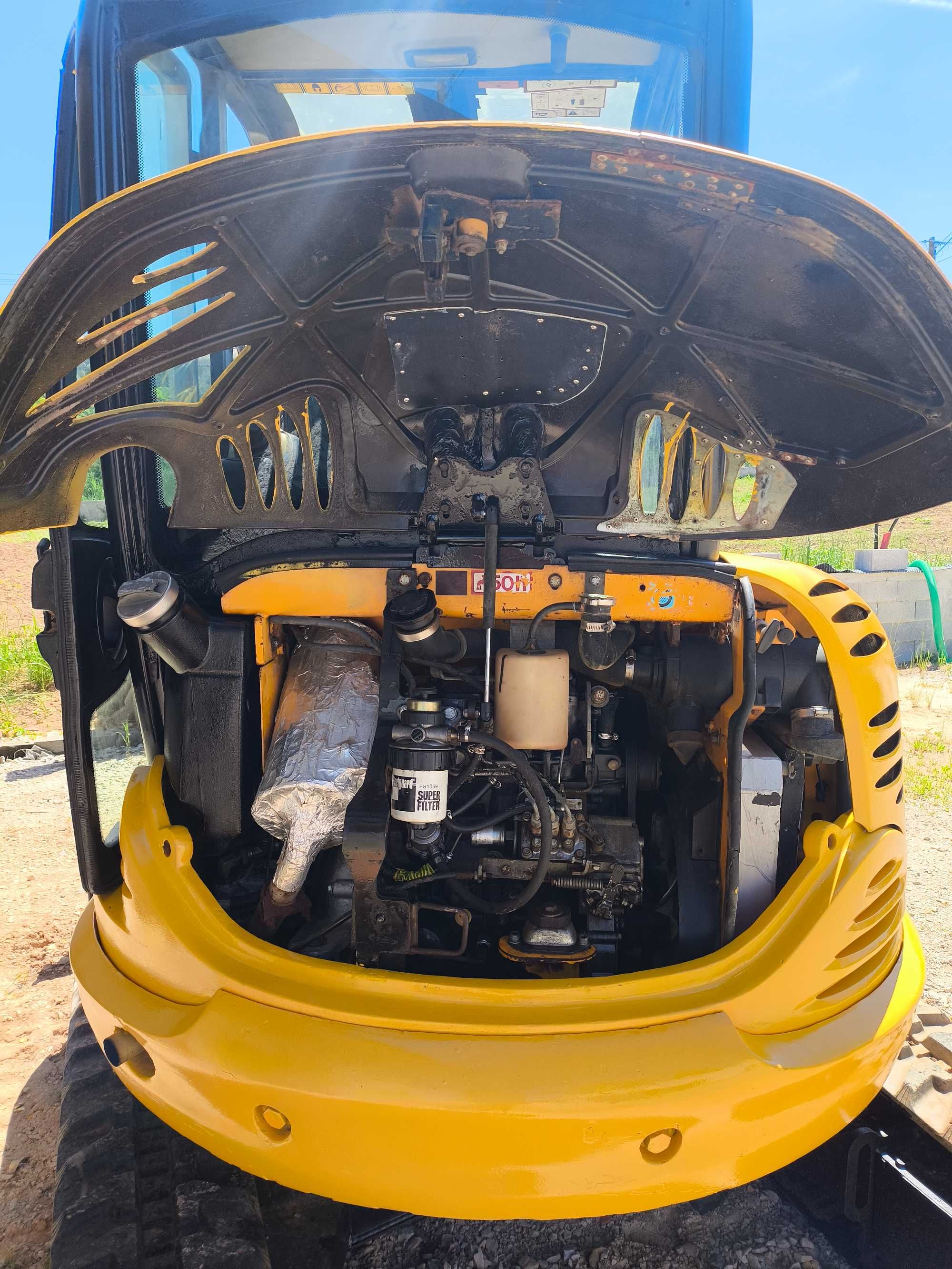 Mini Giratória JCB 8035 ZTS