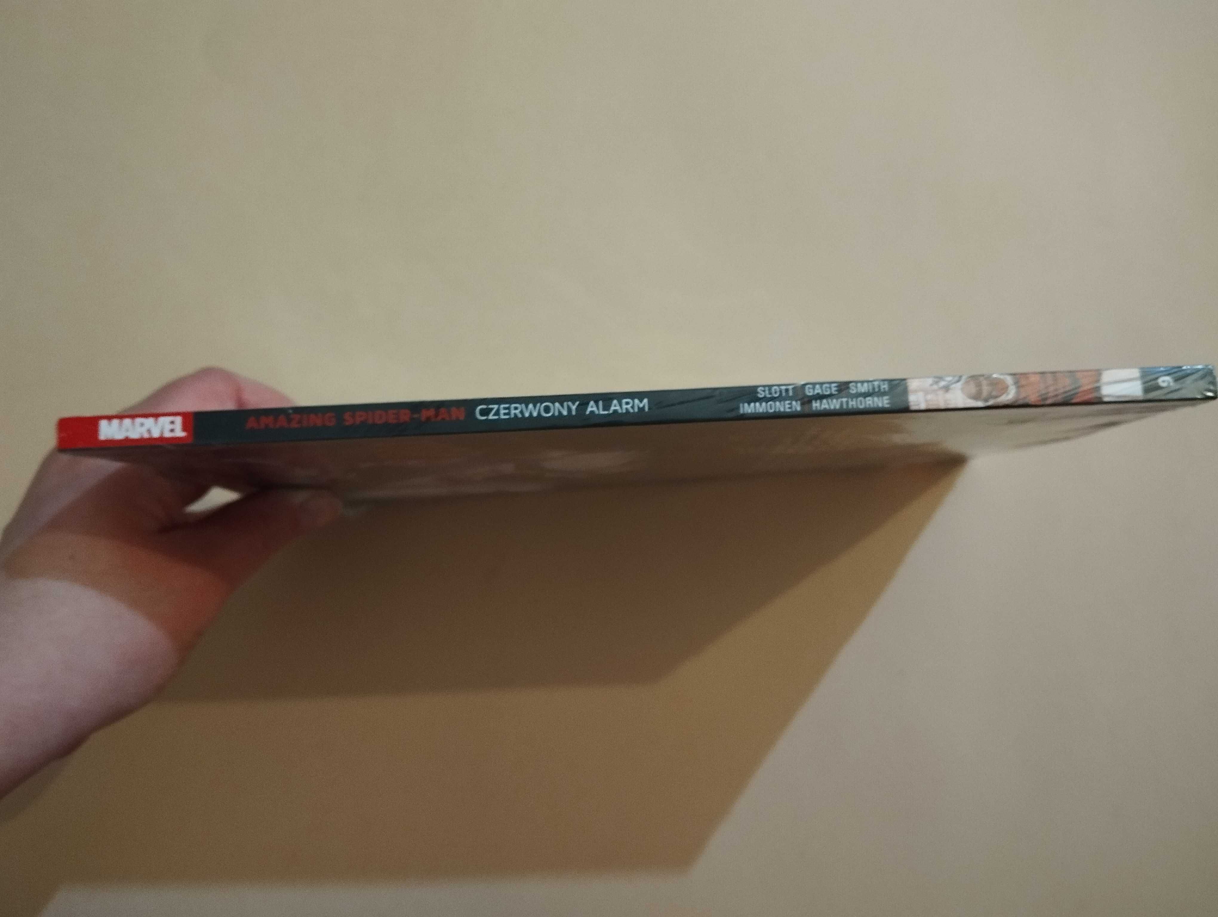 Komiks Amazing Spiderman Globalna sieć - Czerwony alarm (tom 9)