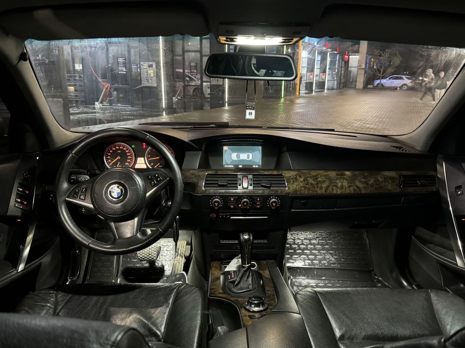 BMW E60 530D Нерозмитнена