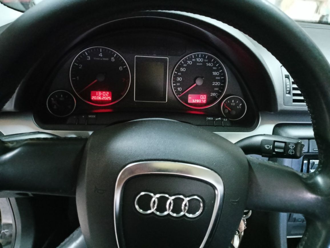 Audi A4B7 1.8t.  2005r