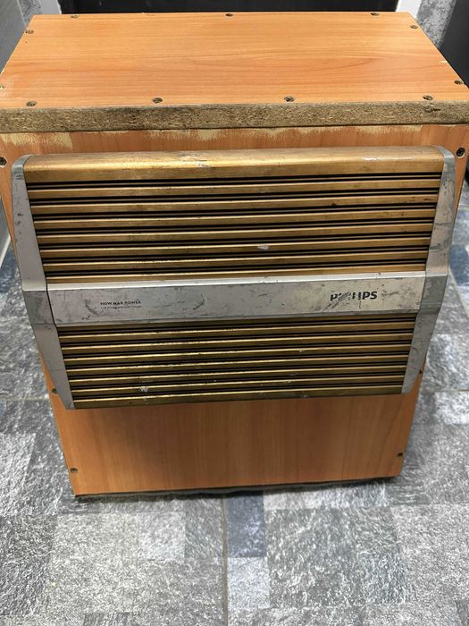 Продам сабвуфер Magnat Express с усилителем Philips 900W CM-Q405