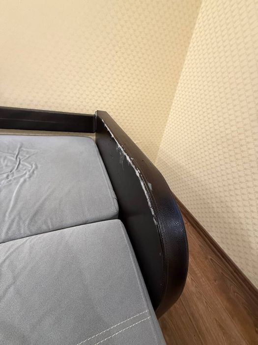 Продам диван 160/200 в відмінному стані