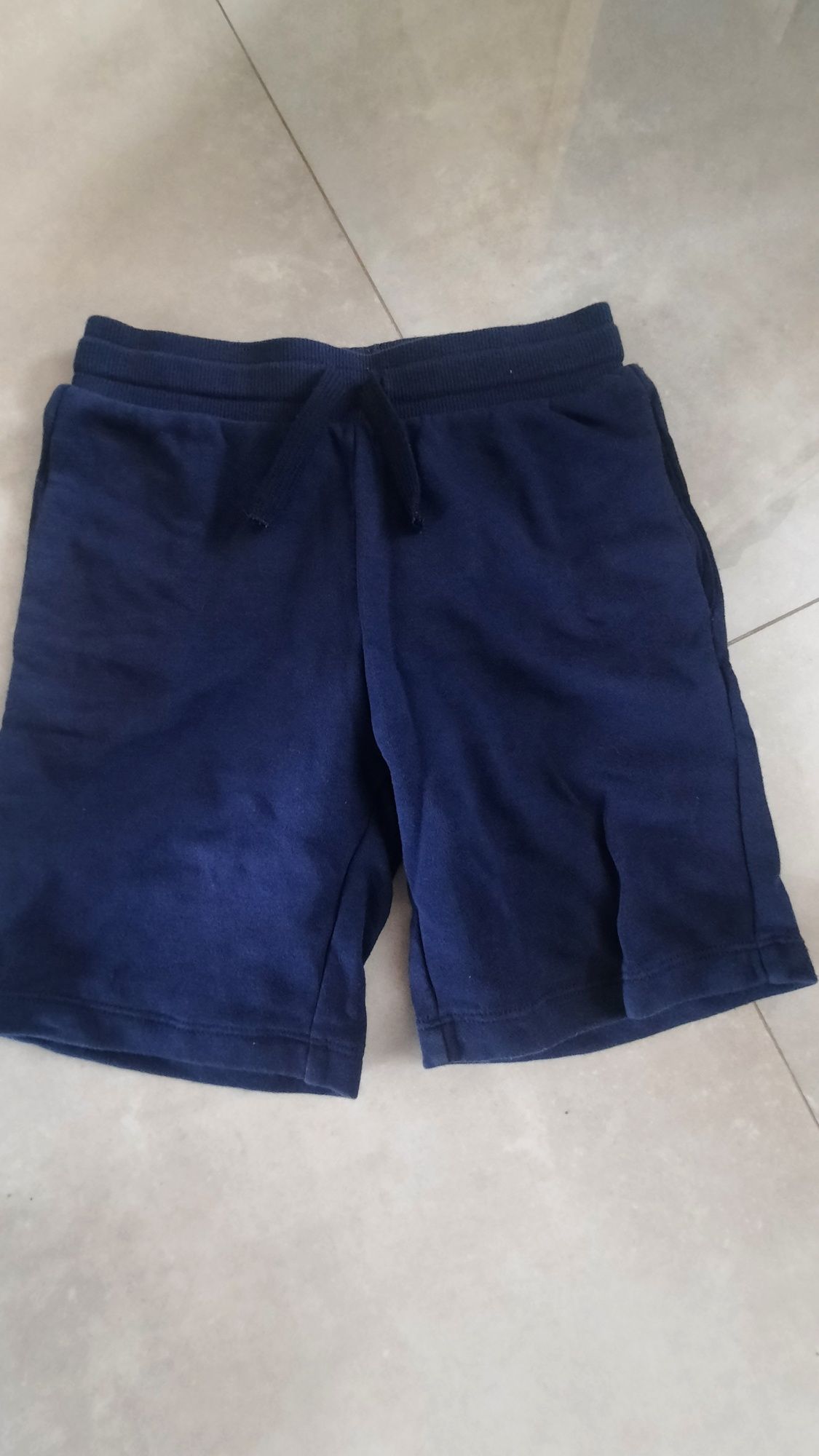 Spodenki h&m 122