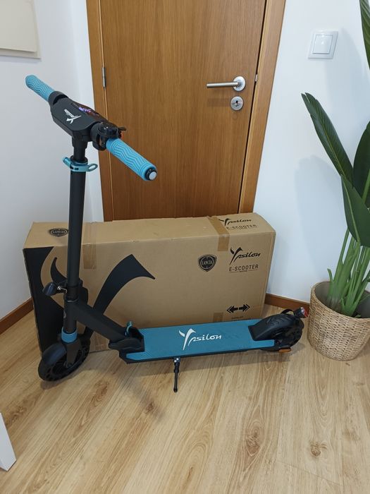 Trotinete eléctrica Lancia ypslon Marine